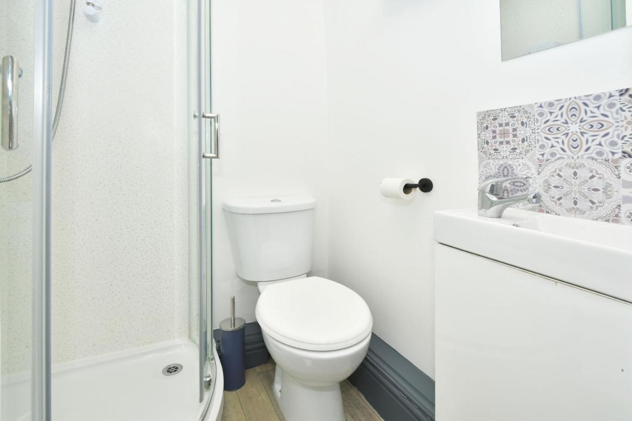 Townhouse @ Chiltern Place Newcastle Under Lyme Silverdale  Εξωτερικό φωτογραφία