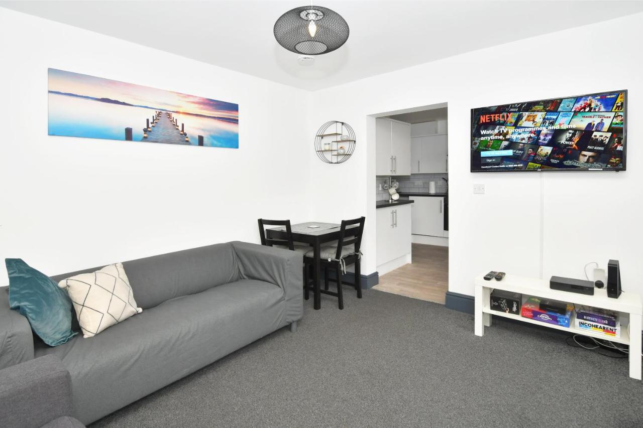 Townhouse @ Chiltern Place Newcastle Under Lyme Silverdale  Εξωτερικό φωτογραφία